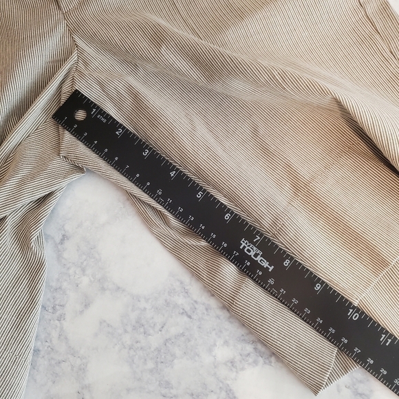 Banana Republic Shorts Martin Fit‎ Womens 10 Tan Stripes Neutral Preppy - Picture 11 of 11